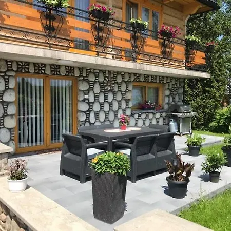 Anna Maria-chocholow アパート ホホウフ