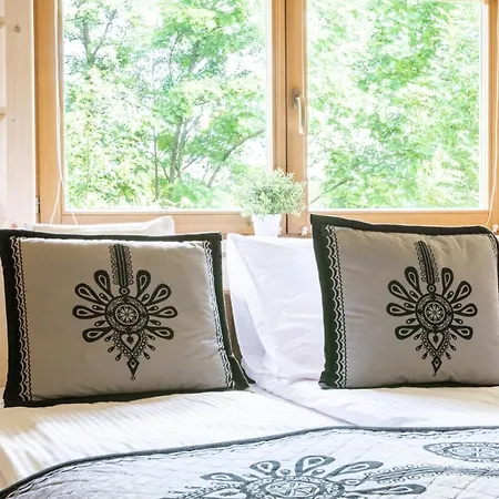 Anna Maria-chocholow アパート *