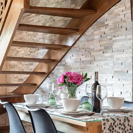 アパート Anna Maria-chocholow