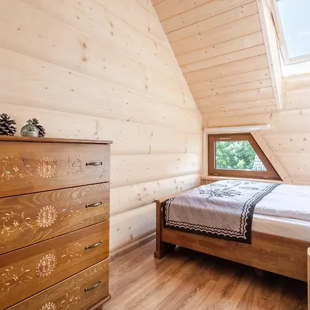 Anna Maria-chocholow アパート *